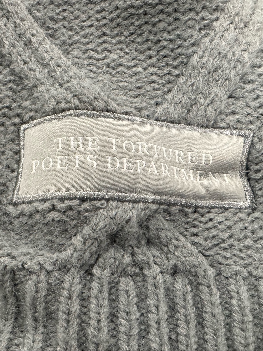 TAYLOR SWIFT [OFFICIAL] - TTPD CARDIGAN - Picture 5 of 5